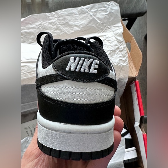 Nike Dunk Panda US 7 W - Picture 4 of 5